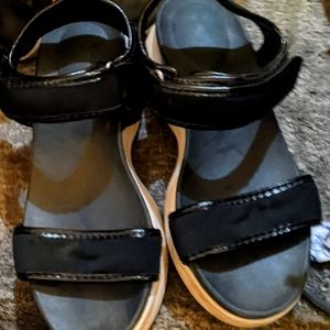 Stylus Black/White Double Velcro Strap Sandals